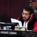 Pengamat: Protes Anwar Usman soal Kursi Ketua MK Memalukan