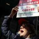 Tuntut Peningkatan Gaji dan Tambahan Tenaga Kerja, Pekerja Starbucks di AS Gelar Aksi Mogok Kerja