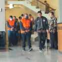 Pj Bupati Sorong Yan Piet Mosso dan 5 Orang Lainnya Resmi Pakai Rompi Tahanan KPK