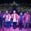 Hadiri Konser Pesta Rakyat, Ribuan Warga Karawang Dukung Ganjar-Mahfud