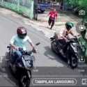 Terekam CCTV, Kawanan Begal Rampas Motor Remaja di Palembang