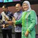 Naker Award 2023, Kemnaker Anugerahi Sejumlah Gubernur dan Perusahaan