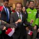 Jokowi Goyang Bareng Ojol di Vietnam