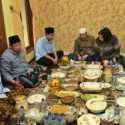 Gibran Silaturahmi ke Kiai Adib di Ponpes Buntet Cirebon