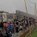 Kereta Bandung Adu Banteng, Gerbong Sampai Masuk Sawah