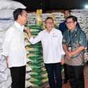 Mendag Zulhas Dampingi Presiden Jokowi Salurkan Bantuan Pangan di Cibitung