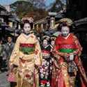 Jepang Larang Turis Masuki Wilayah Geisha di Kyoto