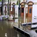 Banjir di Stasiun Tawang Belum Surut, Penumpang Dialihkan Ke Stasiun Poncol Semarang