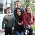 Kate Middleton Minta Maaf Usai Ketahuan Edit Foto Keluarga