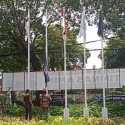 Relawan Turunkan Paksa Bendera Nasdem di Markas Timnas Amin