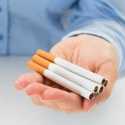 Ekonom: Penerimaan Cukai Turun Bukan Karena Konsumsi Rokok Turun