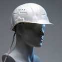 Ilmuwan Jerman Ciptakan Helm Proyek Canggih
