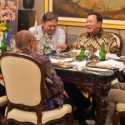 Senyuman Prabowo Kepuasan Terhadap Golkar