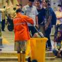 Hebat, Petugas Bestari Tetap Bekerja Jaga Kebersihan Kota Medan di Malam Takbiran