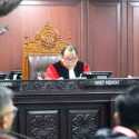 Giliran Kuasa Hukum KPU Disentil Hakim MK