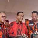 Anies Tertawa Jokowi Kembali Cawe-cawe
