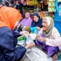 Blusukan ke Pasar Tradisional Tuban, Khofifah Kebanjiran Doa dan Dukungan