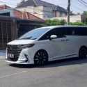 Prabowo Pakai All New Alphard HEV untuk Bertandang ke Rumah Jokowi