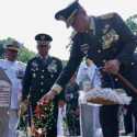 Panglima TNI dan Kepala Staf Angkatan Ziarah ke Makam Pahlawan