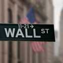 Investor <i>Happy</i>, Saham-saham di Wall Street Menghijau Jelang Libur Natal