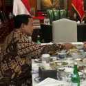 Pengamat: Jokowi Sedang Minta Perlindungan Prabowo