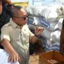 Menko Zulhas Salurkan Ribuan Bantuan Pangan ke Korban Bencana Pekalongan