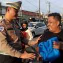 Pengendara Motor Tanpa Helm Hanya Disanksi Baca Alfatihah