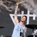 Mantan Drummer Devil Wears Prada Tewas dalam Kecelakaan Jet