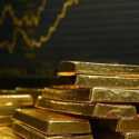 Harga Emas Dunia Merosot di Senin Pagi