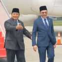 Prabowo Jemput Langsung Ketibaan PM Anwar di Lanud Halim