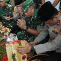 Hadiri Pemakaman Affan, Kapolda Janji Transparan Adili 7 Anggota Brimob