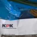 Beredar Kertas Berlogo KPK jadi Bungkus Bawang