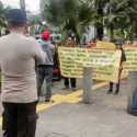 Warga Ancol Demo Dinas Perumahan dan Kantor Gubernur Jakarta