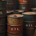 Harga Minyak Dunia Turun Tertekan Stok dan Kebijakan The Fed