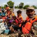 300 Ribu Warga Pakistan Terpaksa Mengungsi dari Banjir