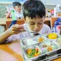 Kendala MBG Mirip Seperti Program BLT dan Gas Melon di Awal Pelaksanaan