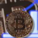 Bitcoin Kena Imbas Demam Emas