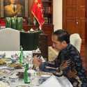 Jokowi Ngadep Prabowo agar Tidak Ditinggal Relawan