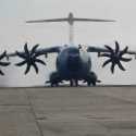 Water Salute Meriahkan Pendaratan Airbus A400M di Lanud Halim