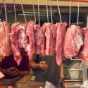 Harga Bapok Awal Bulan: Daging Ayam Rp38.250 per Kg, Minyak Goreng Rp23.200 per Kg