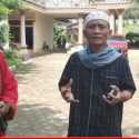 Haji Kunang Ayah Bupati Bekasi Digiring ke KPK Bareng Pihak Swasta