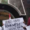 Peringati Hakordia, Aliansi Masyarakat Anti Korupsi Demo di Kejagung