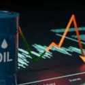 Rapor Merah Pasar Energi: Harga Minyak Dunia Alami Penurunan Tahunan Terparah Sejak 2020