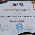 Gubernur Fakhiri Raih Golden Leader Award JMSI