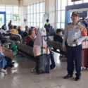 Terminal Pulo Gebang Dipadati Penumpang di Momen Libur Panjang