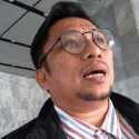 Ketika Feri Amsari Menjelma Menjadi Rocky Gerung Baru