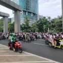 Konvoi Motor Berbaju Garuda Warnai Pagi May Day di Jakarta