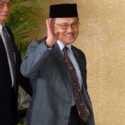 Pakar Sarankan Prabowo Tiru Habibie Kendalikan Pelemahan Rupiah