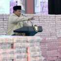 Prabowo dan Tumpukan Uang