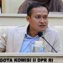 Ketika Pasar Menilai, Rakyat Menentukan